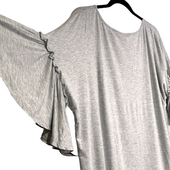 GNW Women’s L NWT Heather Gray Short Sleeve Knit Top - Picture 3 of 6